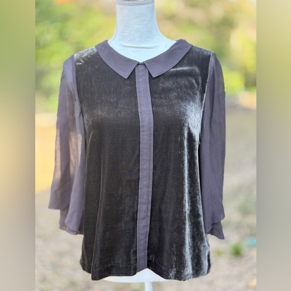 🦋 Dark Gray Top by Wrap